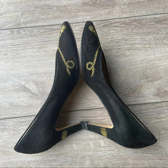 Caressa Made in Spain Suede Leather Embroidery Pumps - Picture 11 of 14